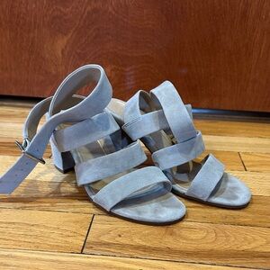Vionic Light Gray Suede Strappy Sandals